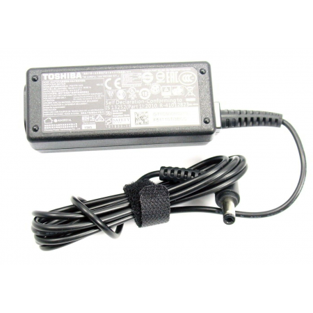 Transformador / Carregador Original Toshiba (19V 2.37A)